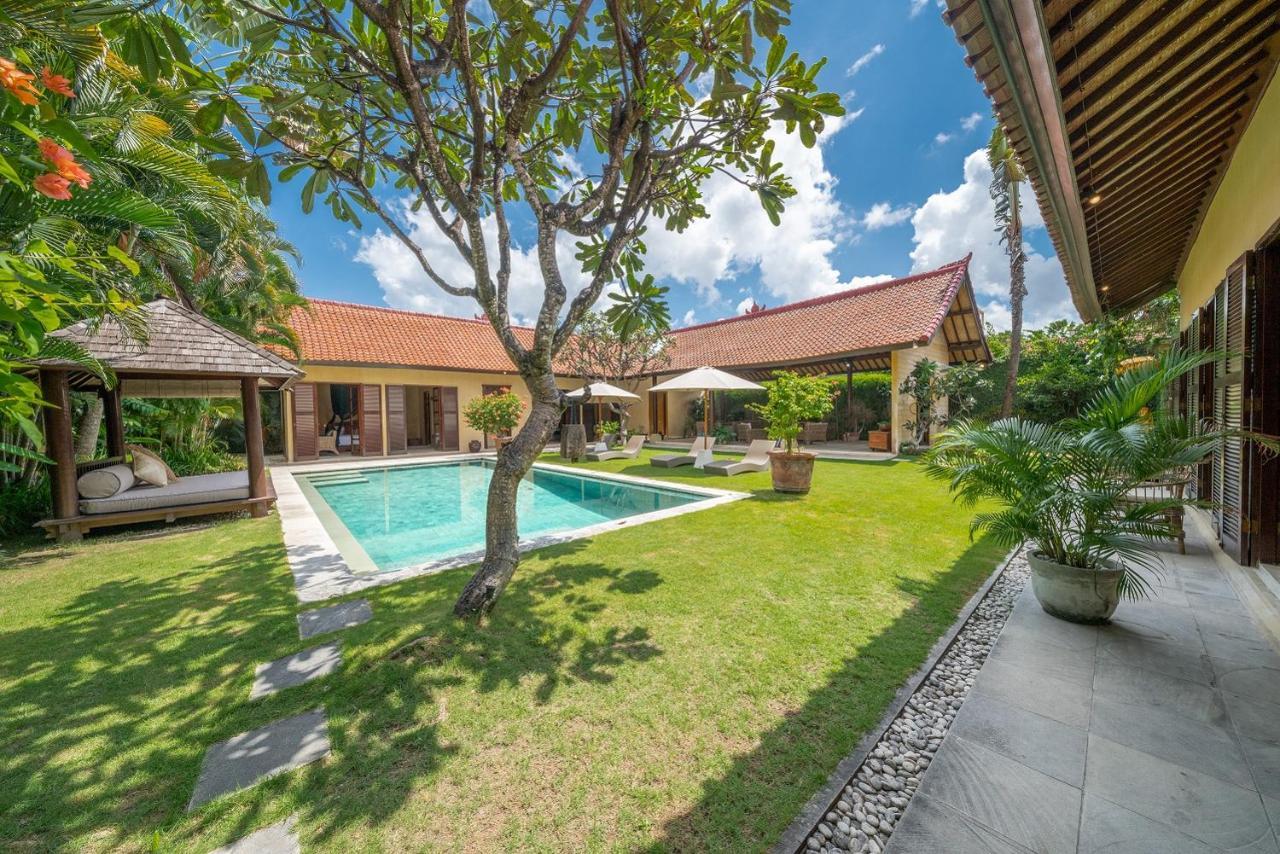 Rumi Villas Семиняк Екстериор снимка