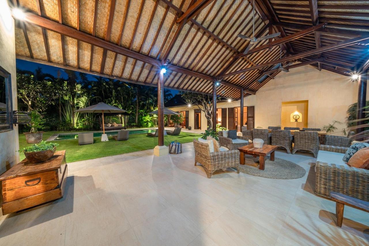 Rumi Villas Семиняк Екстериор снимка
